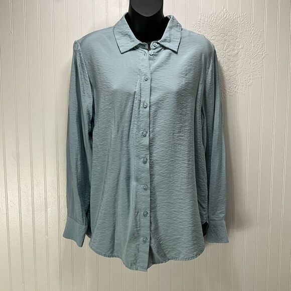 CUPCAKES AND CASHMERE Button Down Blouse - Picture 1 of 5